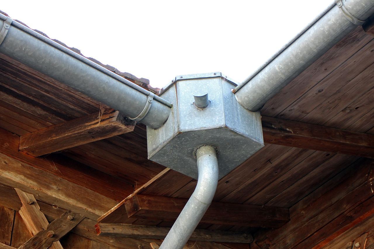 Fayard Emile, chantier de couvreur zingueur à Briatexte